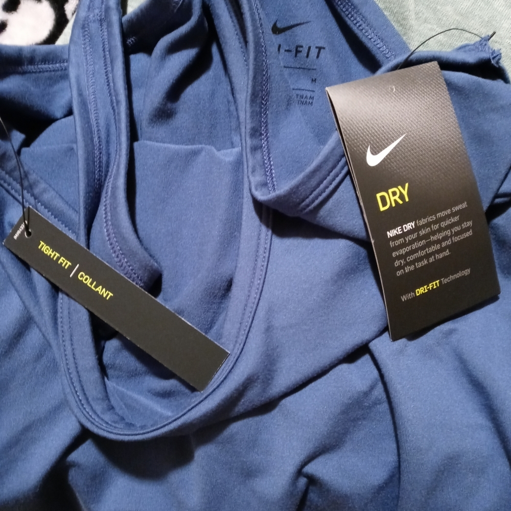 Nike bundle - Picture 2 of 3